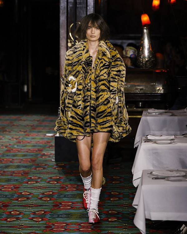 【ルック】KENZOが2026年春夏コレクションをパリで発表