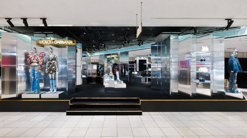 ドルチェ&ガッバーナが新宿伊勢丹 ザ・ステージでポップアップを開催。2022春夏コレクションを先行発売