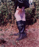 「パリ発のパトゥがフランス老舗のラバーブーツブランド「ルシャモー」とコラボしたラバーブーツを発売」の画像2