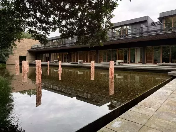 旅の途中で、手仕事に触れる。登録有形文化財「沼津倶楽部」で体感する LUGGAGE LABEL 企画展