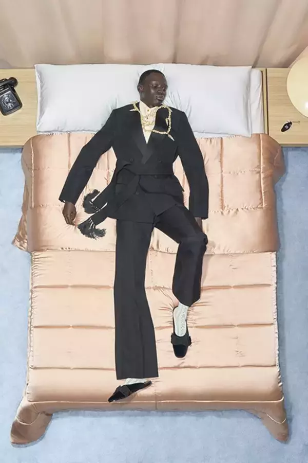 「【ルック】メゾン ヴァレンティノがアレッサンドロ・ミケーレによる2026年スプリングコレクションを発表」の画像