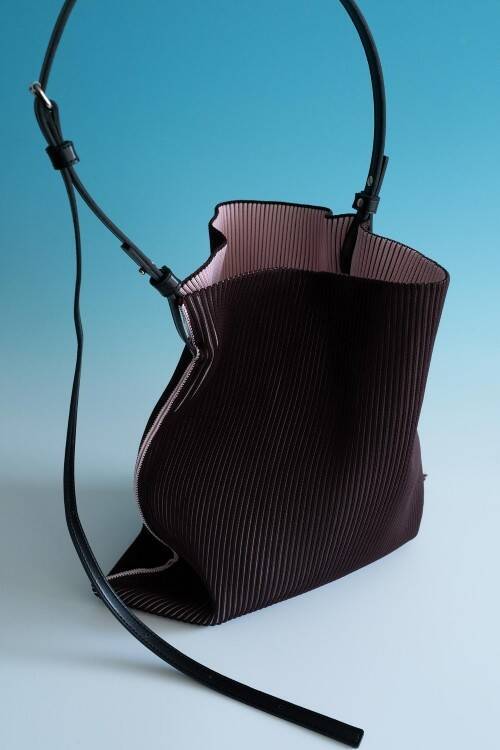 日本の伝統技術、その未来を編む──LASTFRAME Autumn/Winter 2026、伊勢丹新宿店でPOP-UP開催
