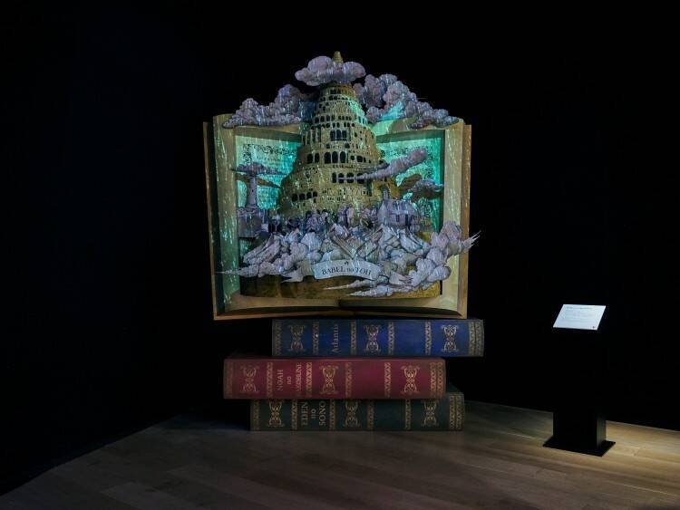 Mrs. GREEN APPLEの10年を辿る“創造の旅”。 大森元貴の内なる世界へ誘う展覧会『Wonder Museum』が開幕