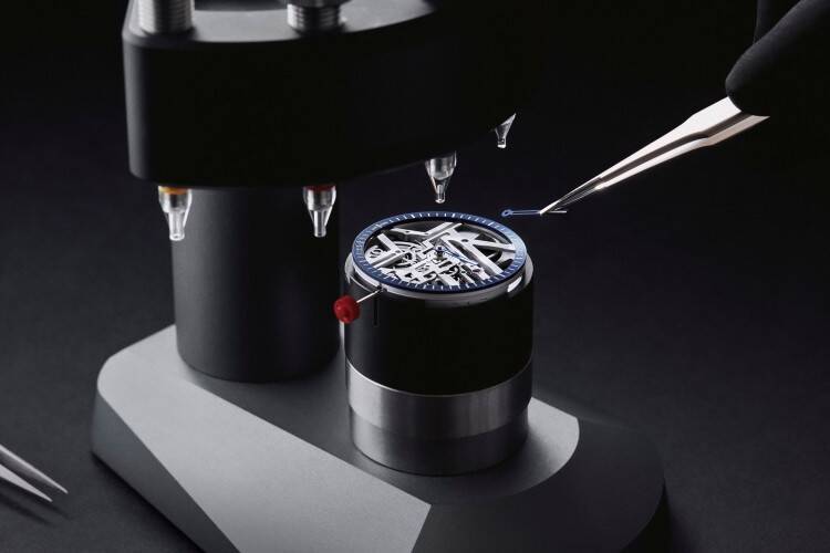 フォンダシオン ルイ・ヴィトンの幻想的なフォルムを連想させるスケルトン・ムーブメントを搭載したルイ・ヴィトンの新作ウォッチ