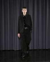 NTN、［BETA 007］FALL-WINTER 26「MADE BY HAND」を発表。身体から立ち上がる造形と、陶芸家・山田隆太郎との共鳴