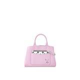 「夏らしい装いを際立たせるパステルカラー。ルイ・ヴィトンのエピ・レザーバッグに新作が登場」の画像3