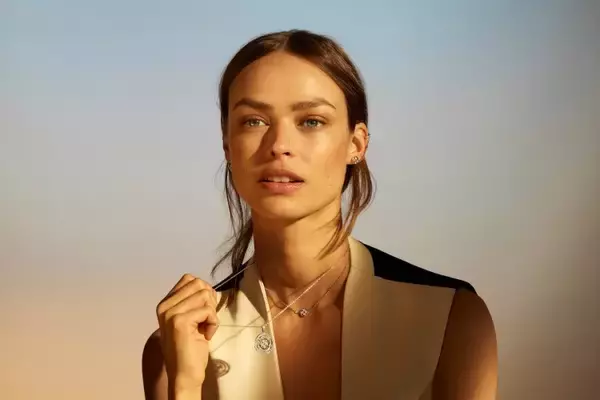 ルイ・ヴィトンのファインジュエリー コレクション「イディール ブロッサム」に新作が登場