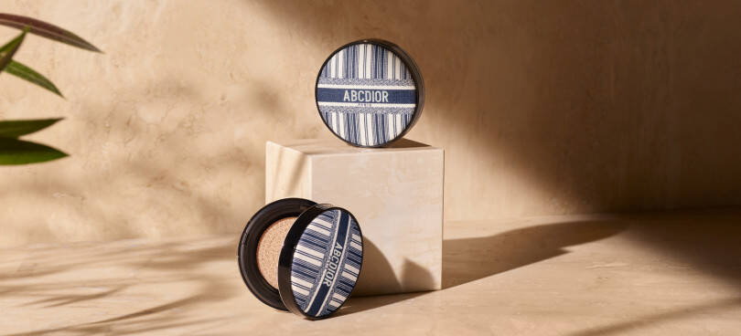 ディオールからサマー コレクション「ディオリビエラ」が登場。地中海の船旅やビーチのデッキで優雅に過ごす夏をイメージ