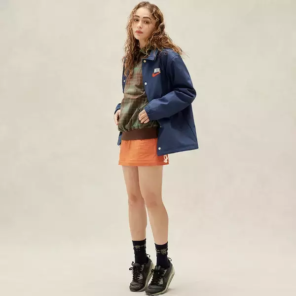 「クラシックなカラーリングがどこか懐かしい、ナイキのアパレルコレクション「NIKE TREND CAPSULE」が登場」の画像