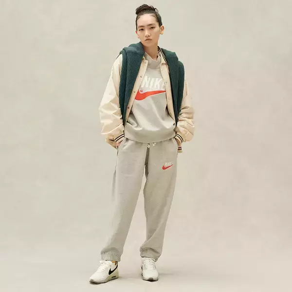 「クラシックなカラーリングがどこか懐かしい、ナイキのアパレルコレクション「NIKE TREND CAPSULE」が登場」の画像