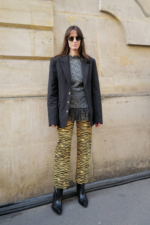 エレガント回帰に欠かせないテーラードジャケット。変幻自在な着こなしを参考に【パリスナップ】