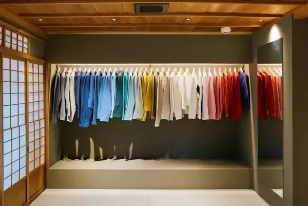 「アニエスベー京都祇園店が2周年。コレクションアーカイブなどを展示販売」の画像