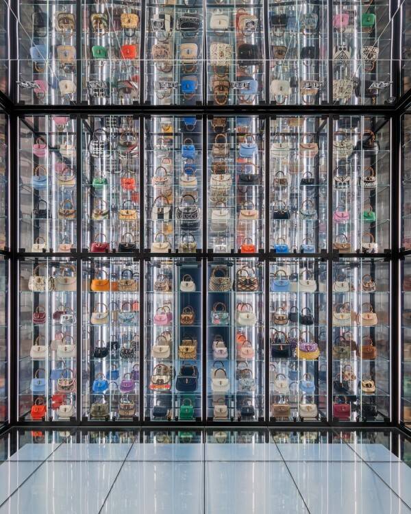 フィレンツェでスタートしたグッチのエキシビション「GUCCI VISIONS」がいよいよグッチ銀座に上陸