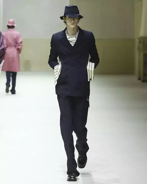 「プラダ 2026年秋冬メンズコレクション「BEFORE AND NEXT」──過去を消さずに、次へ進むための服」の画像