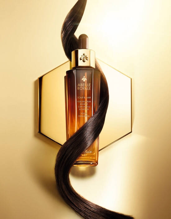 ゲランの人気スキンケアライン「アベイユ ロイヤル」から初のヘア&スカルプ用美容液が登場