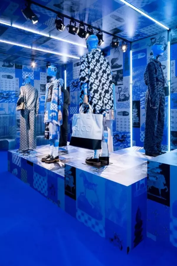 「グッチがホースビット ローファー70周年を祝うエキシビション「GUCCI HORSEBEAT SOCIETY」をミラノで開催」の画像