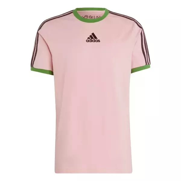 「アディダスがNIGO®デザインによる桜餅のような色合いのサッカー日本代表 スペシャルコレクションを発表」の画像