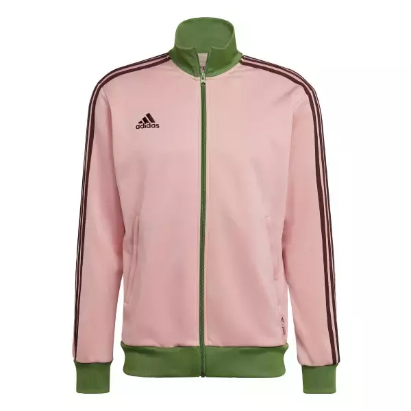 「アディダスがNIGO®デザインによる桜餅のような色合いのサッカー日本代表 スペシャルコレクションを発表」の画像