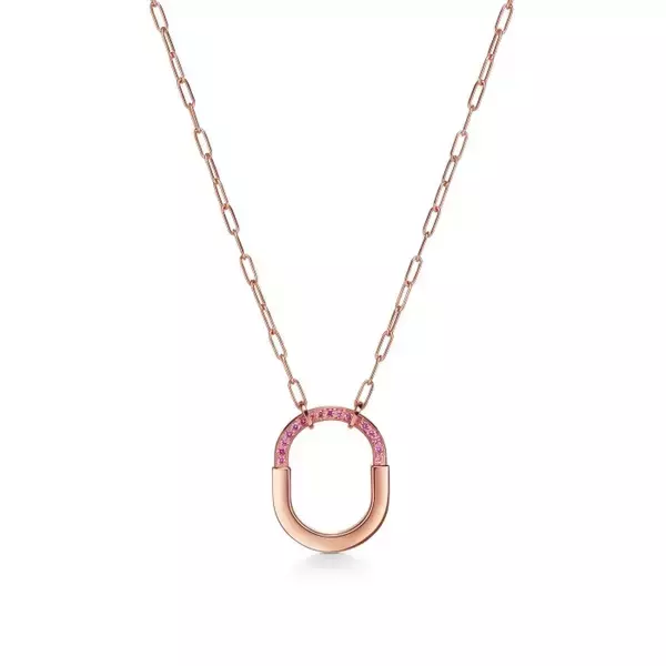 「BLACKPINK ロゼにインスパイアされたコレクション「ティファニー ロック ロゼ エディション」が登場」の画像
