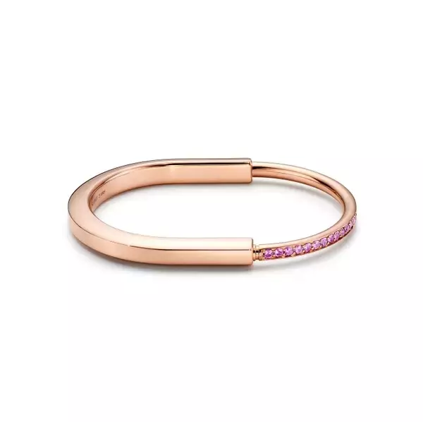 「BLACKPINK ロゼにインスパイアされたコレクション「ティファニー ロック ロゼ エディション」が登場」の画像