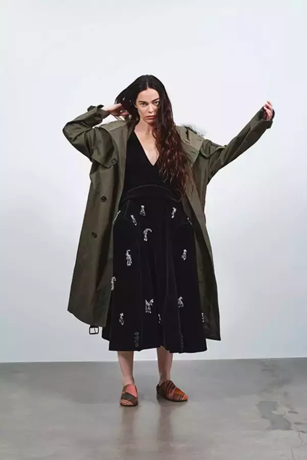 【ルック】JW アンダーソンが2026年リゾート スプリングコレクションを発表