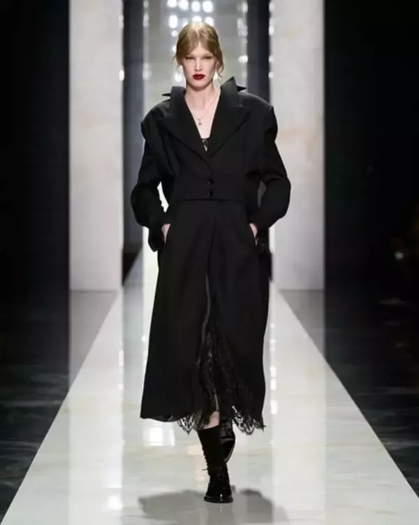 「ドルチェ＆ガッバーナ 2026-27年秋冬ウィメンズコレクション──「IDENTITY」という揺るぎない宣言」の画像