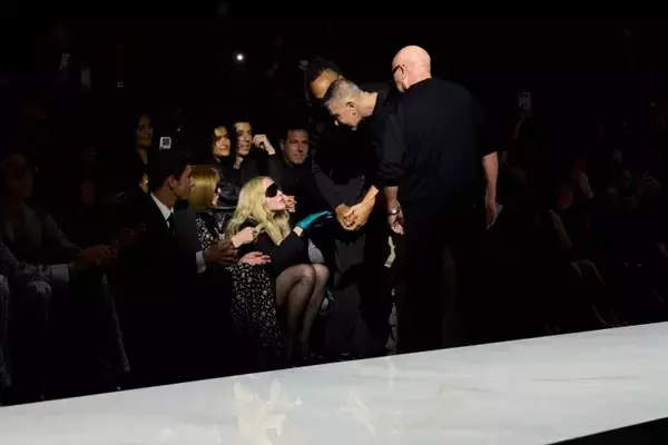 「ドルチェ＆ガッバーナ 2026-27年秋冬ウィメンズコレクション──「IDENTITY」という揺るぎない宣言」の画像