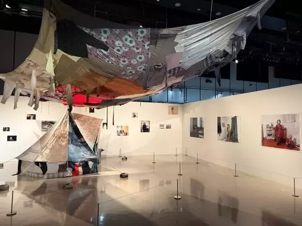 「世界が見つめ直した日本女性写真家たち──「まなざしの奇跡」が渋谷で問いかける写真の現在地」の画像