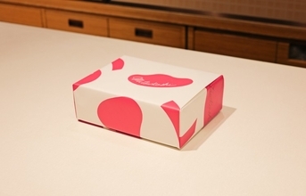 日本の包装の美学：視覚、所作、こころの美