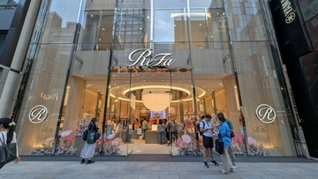 ReFa、MISAMOとともに“ヘアケアの体験価値”を拡張。ReFa GINZAで新プロジェクト「ReFa BEAUTY SHOWCASE with MISAMO」を始動