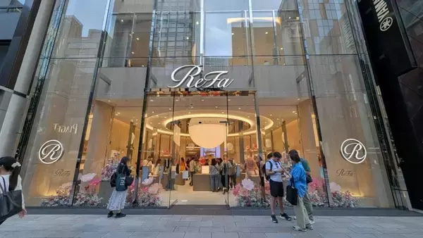 ReFa、MISAMOとともに“ヘアケアの体験価値”を拡張。ReFa GINZAで新プロジェクト「ReFa BEAUTY SHOWCASE with MISAMO」を始動