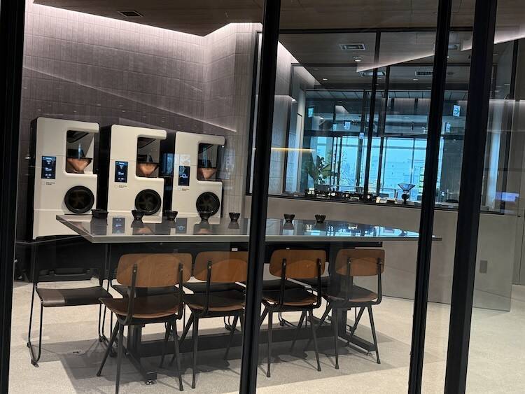 数字が導く“体験”──OGAWA COFFEE LABORATORY 高輪が描く、感覚の設計
