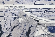 A-POC ABLE ISSEY MIYAKE × JAXA、宇宙から見た地球を「一枚の布」へ。南極の衛星画像から生まれたジーンズと未来の衣服