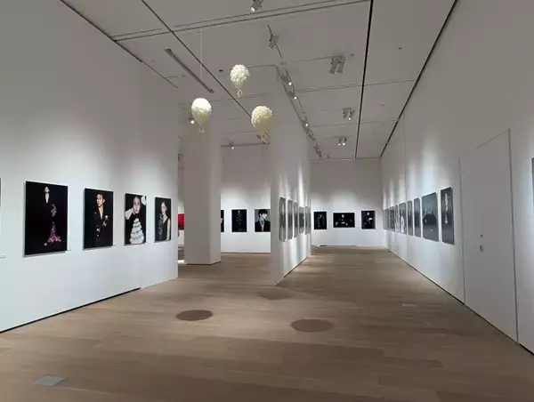 「顔を構成するということ——キム・ヨンジュン × 吉田ユニ「Face to face」が示すポートレートの再定義」の画像