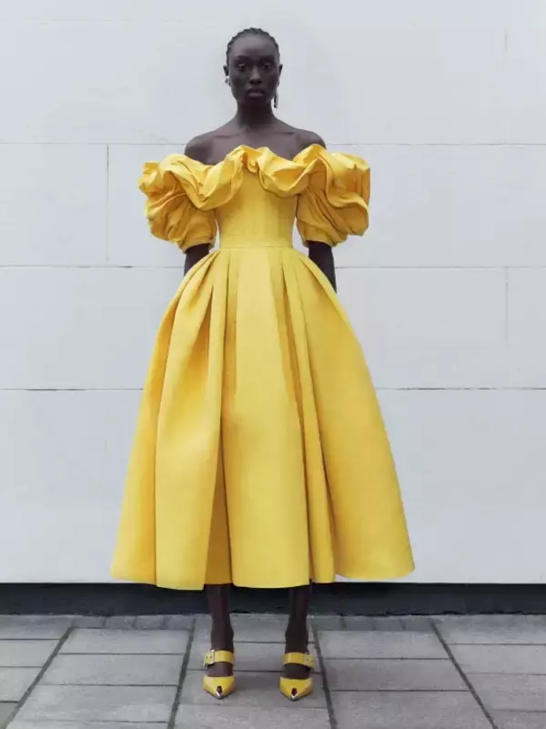 アレキサンダー・マックイーンが新宿伊勢丹でポップアップを開催、新作のバッグのほか新作プレフォールのウィメンズウエアを展開