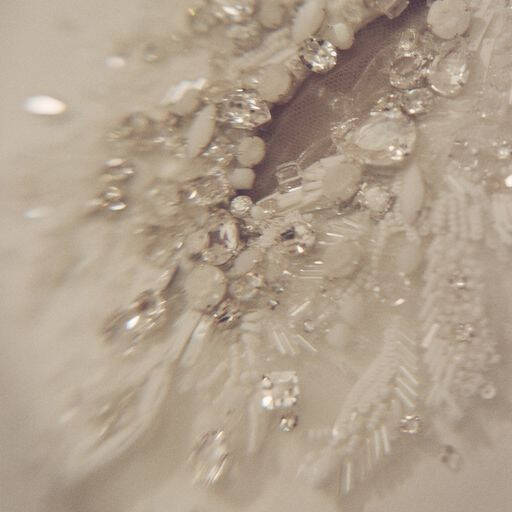 ジェニファー・ロペスが結婚式に選んだのは「ラルフ ローレン」のドレス