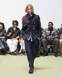 「sacai 2027年春夏メンズコレクション──「THE NEW CLASSICS」、クラシックを再起動するための解体」の画像4