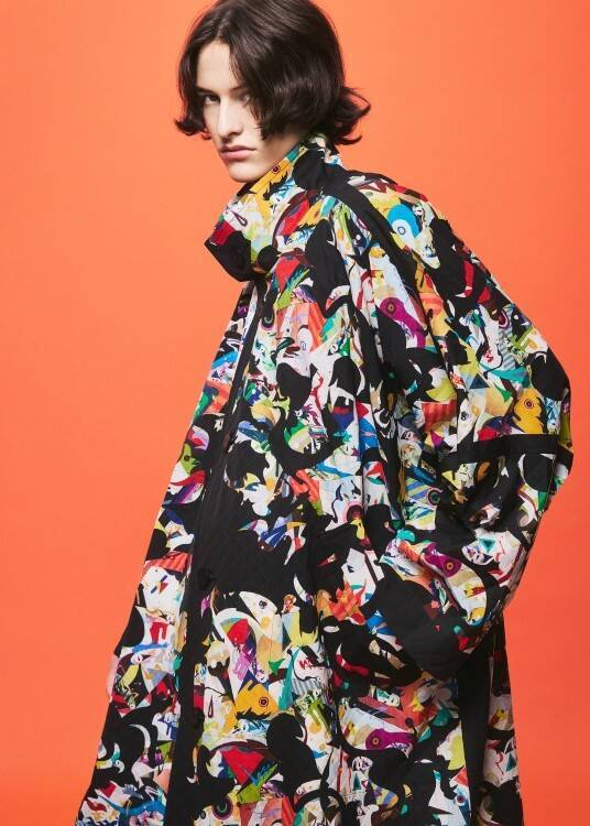 アートが服になるのでも、服がアートになるのでもない──A-POC ABLE ISSEY MIYAKE × 松山智一「TYPE-XII」が生んだ新しい表現の構造
