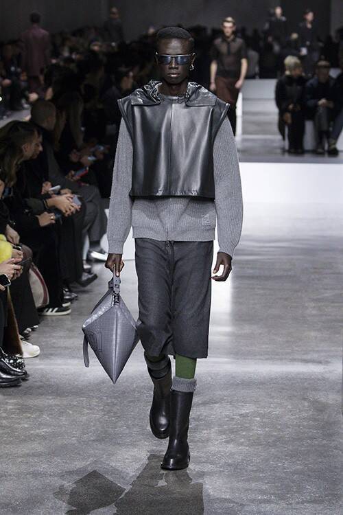 【ルック】フェンディが2024年秋冬メンズコレクションを発表