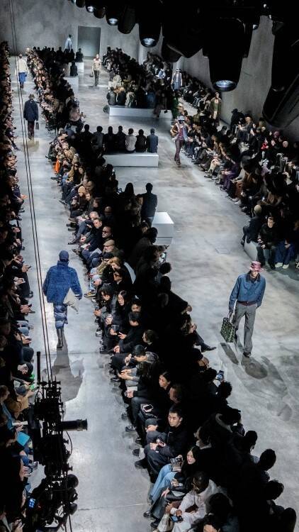 【ルック】フェンディが2024年秋冬メンズコレクションを発表