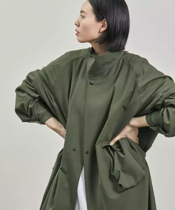 「ハイクが新宿伊勢丹リ・スタイルポップアップを開催。ユニセックスサイズの伊勢丹新宿店別注コートが登場」の画像