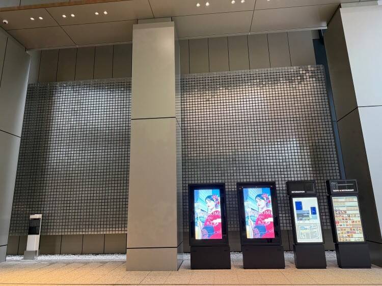 東京・八重洲に「TOFROM YAESU」が誕生──路地、老舗、アートから読み解く“街を継ぐ”再開発