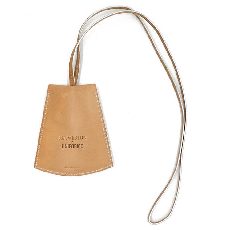 J.M. ウエストンと仏発ユニフォームによるコラボ第二弾、シグニチャーローファーとキーリング を限定受注販売