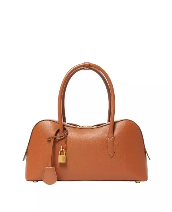 「ステラ マッカートニーから新たなアイコンバッグ「ステラ ライダー」が登場」の画像