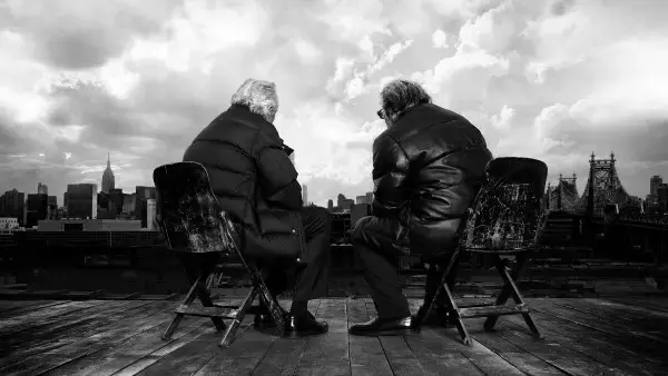 「モンクレールが描く“ぬくもりの肖像”──アル・パチーノとロバート・デ・ニーロが共演する新キャンペーン「Warmer Together」」の画像