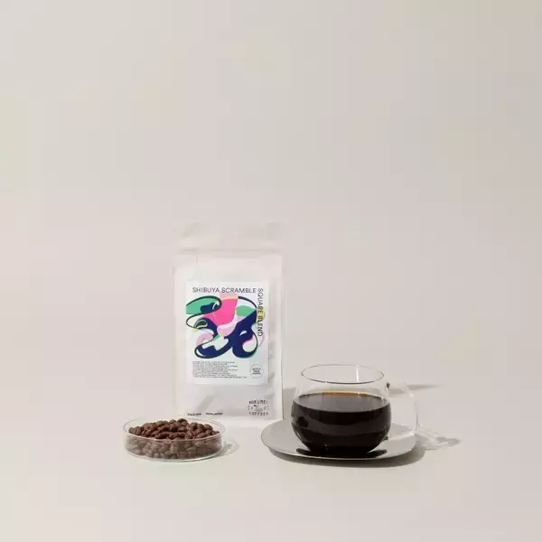 「奈良発スペシャルティコーヒー〈ロクメイコーヒー〉、渋谷スクランブルスクエアに新店舗オープン。都市のリズムを映す限定ブレンドも登場」の画像