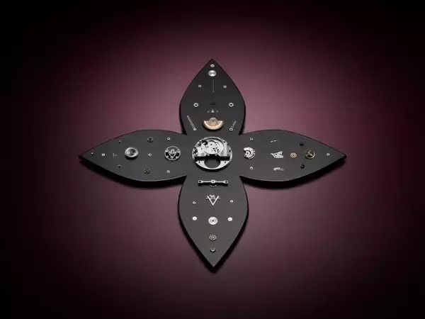 「万華鏡から着想。ルイ・ヴィトンが日本限定のハイウォッチ 「タンブール ムーン フライング トゥールビヨン カレイドスコープ」を発表」の画像