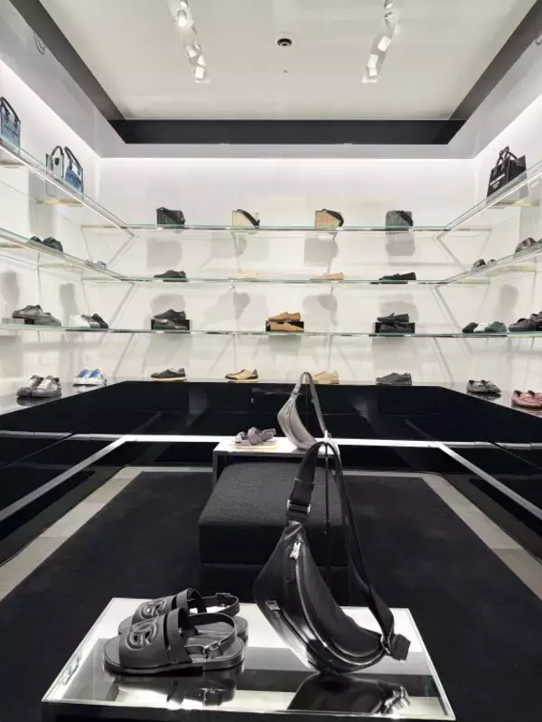 「ドルチェ&ガッバーナ 銀座がリニューアル! イタリアの伝統の真髄であるエレガンスとクオリティーを体現」の画像