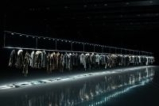 kiminori morishita「80 pieces of history」──約80着のアーカイブで辿る、服と時間のインスタレーション