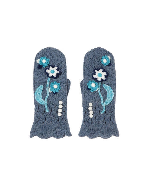 新宿伊勢丹でマメ クロゴウチ ホリデーコレクションを展開。草花モチーフが散りばめられたノスタルジックな全9型がラインアップ